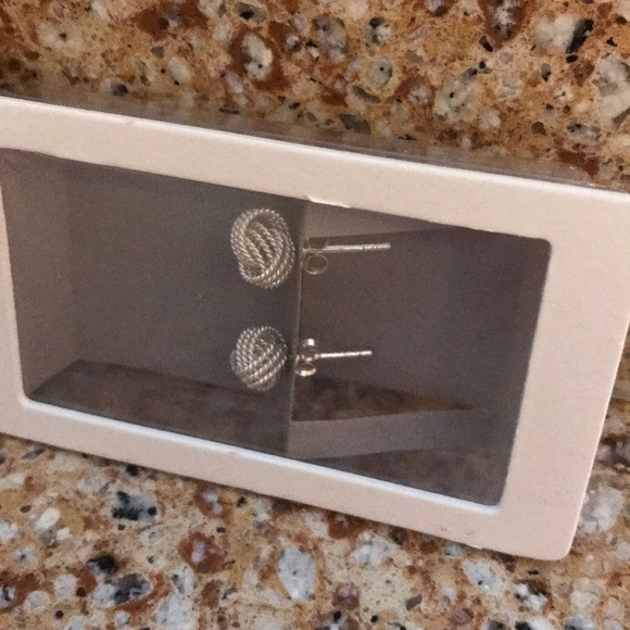 Knot studs - Picture 3 of 3